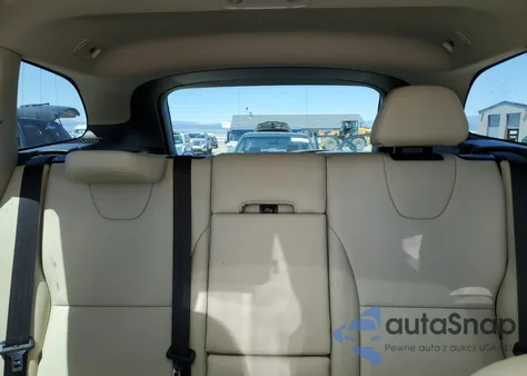 2017 Volvo Xc60 T5 Inscription z USA, uszkodzony, nr VIN YV440MDU6H2102163